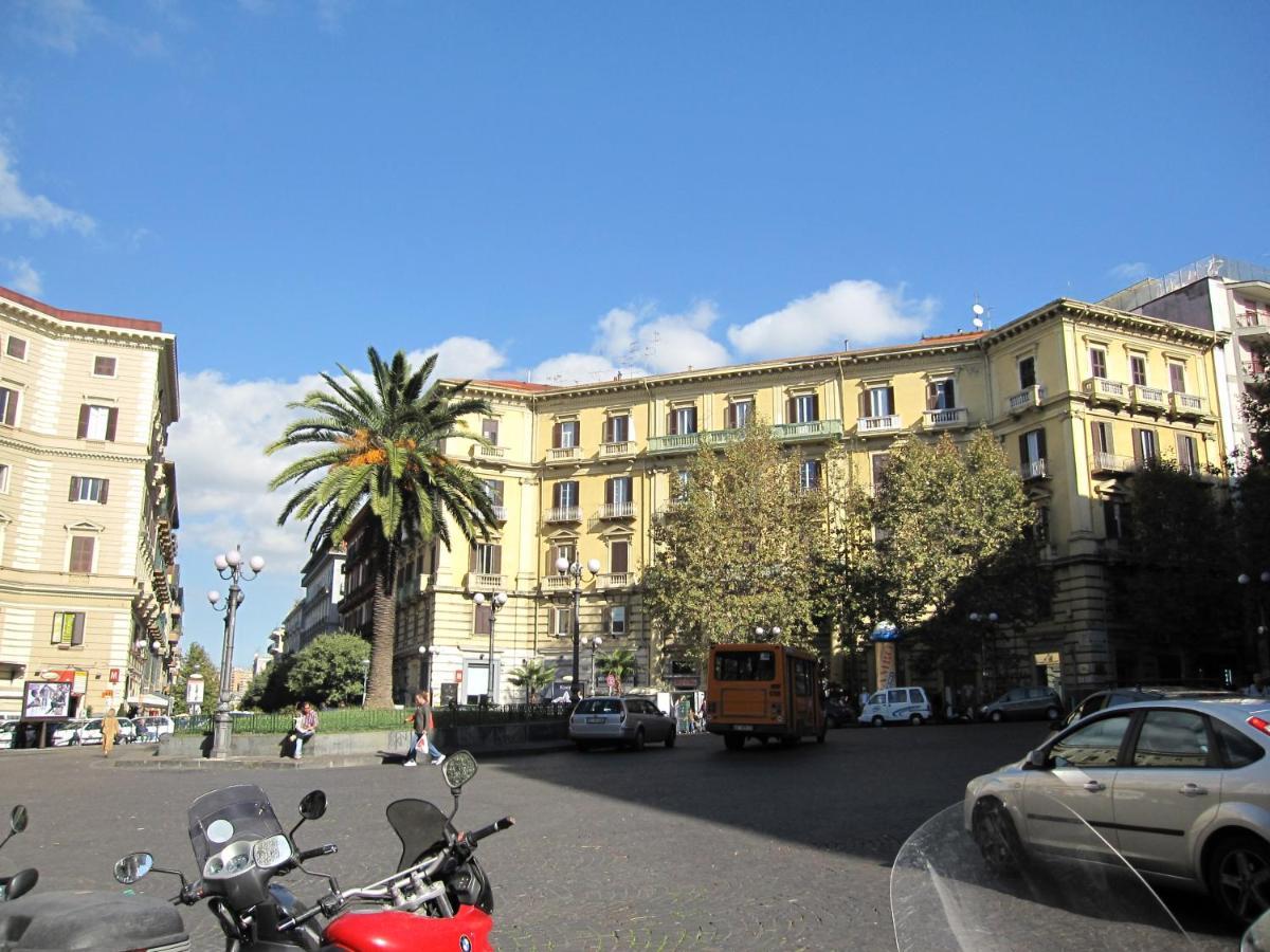 Kerbaker 14 Bed and Breakfast Napoli Eksteriør billede